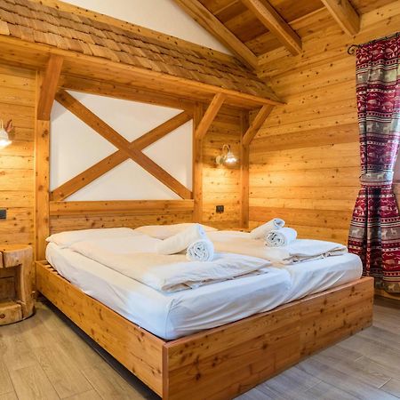 מדונה די קמפיליו Chalet Camping Fae 1 מראה חיצוני תמונה