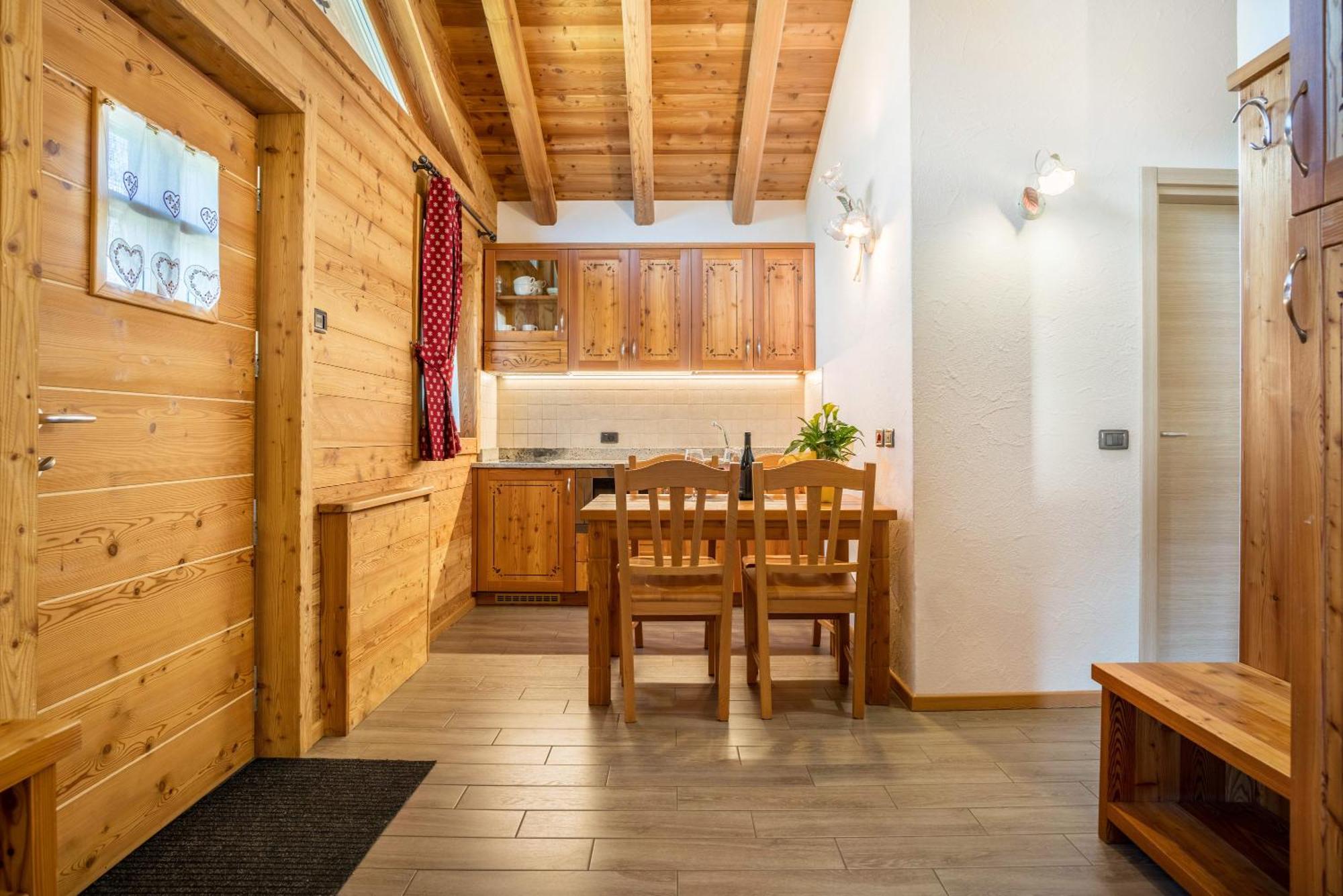מדונה די קמפיליו Chalet Camping Fae 1 מראה חיצוני תמונה