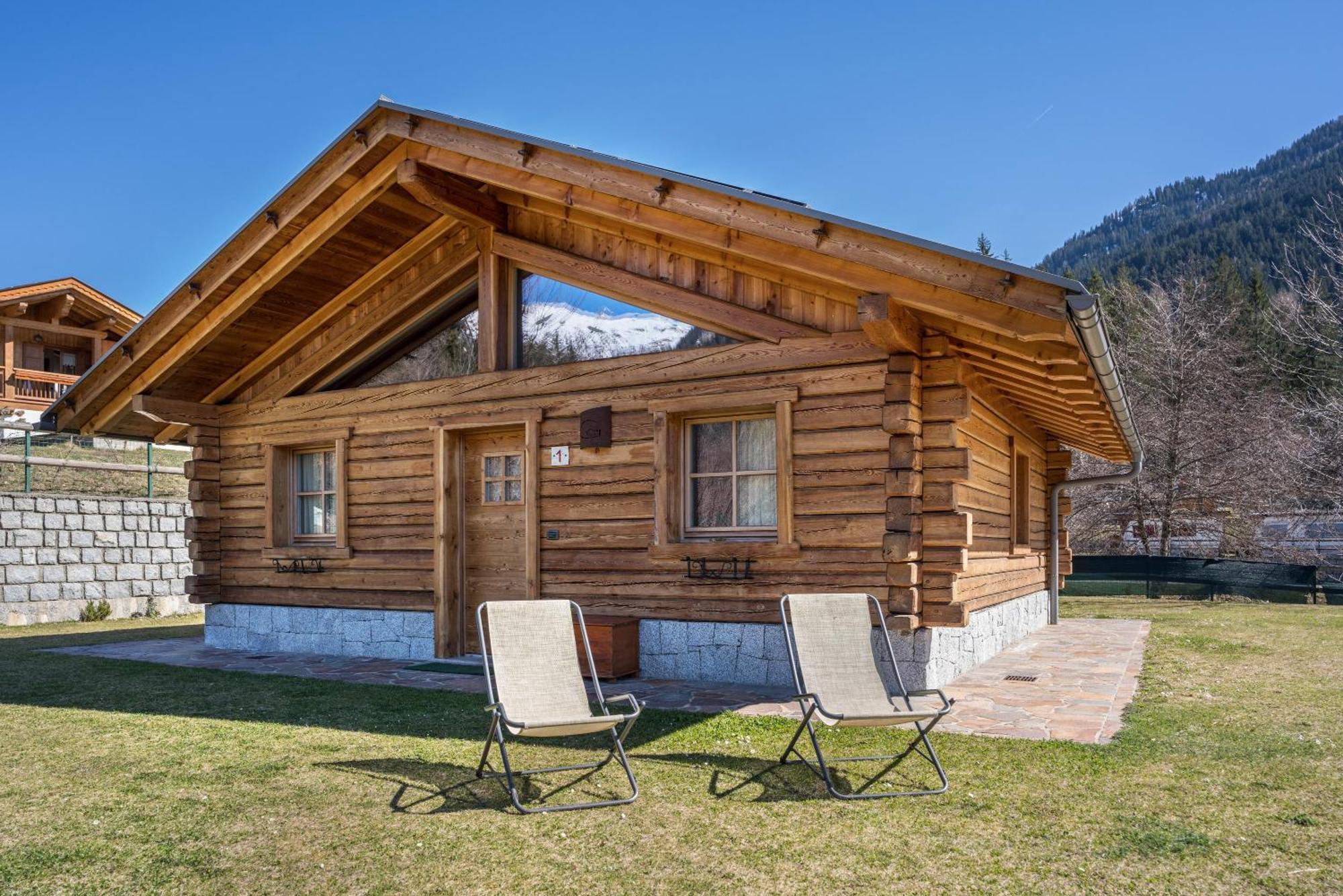 מדונה די קמפיליו Chalet Camping Fae 1 מראה חיצוני תמונה